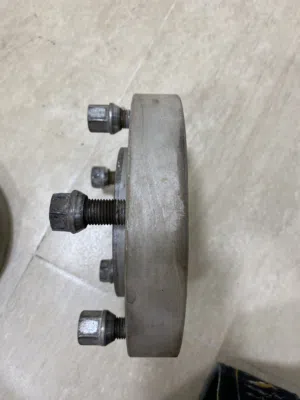 للبيع سبيسرات