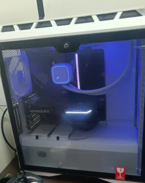i7 1400kf  RTX 4070 SUPER  32GB RAM CORSAIR 6000MHZ 2TB NVME GEN 5 12000MBPS  ROG STRIX Z790 E MOB