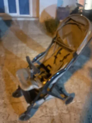 عربه اطفال من giggles stroller