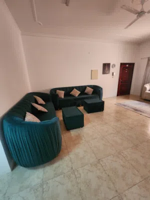 للبيع طقم كنب  جلوس