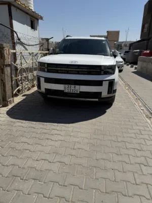 Used Hyundai Santa Fe in Basra