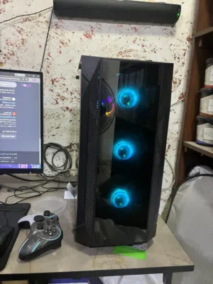 صندوق pc للبيع