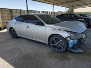 ألتيما SR 2023 بأفضل سعر فالسوق