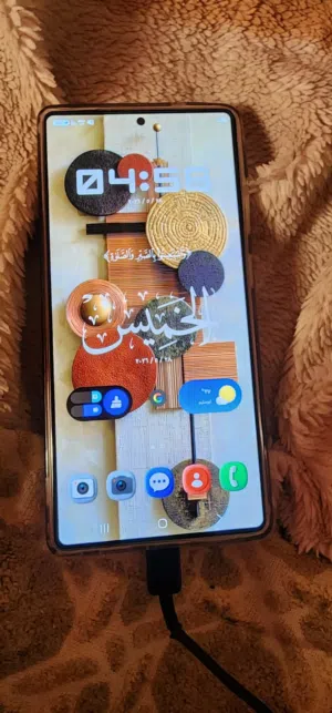S 25 Ultraمحلى نسخة الشرق الأوسط12/256 جديد بمعنى الكلمة أخر سعر6250 ساومو نبى نغير S26