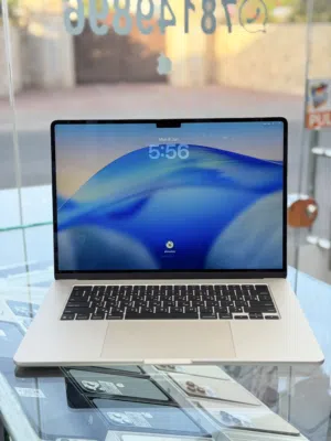 Apple MacBook M4, 2025 512Gb 16GB Ram 100% Battery Health 2 months Apple warranty