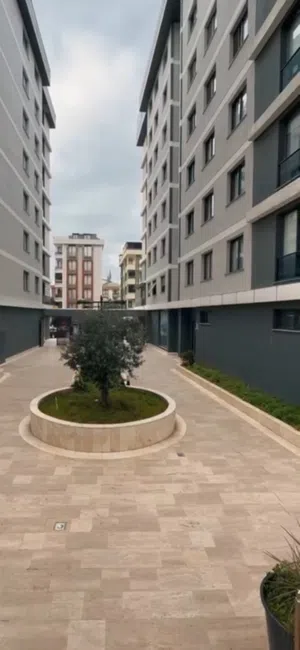 شقه للبيع في بيليك دوزو مناسبه للجنسيه