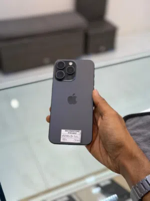 iPhone 15 Pro Max 512 GB Fine Phone - All good condition