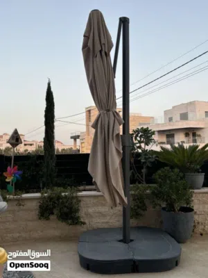 اثاث حديقه خارجي مع مظله