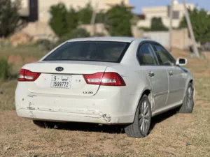 كيا اوبتيما 2010