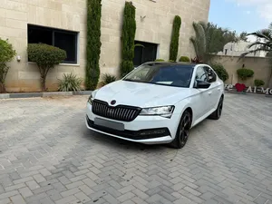 سكودا-سوبيرب-ترخيص-2020-محرك-2000-ديزل-190-حصان