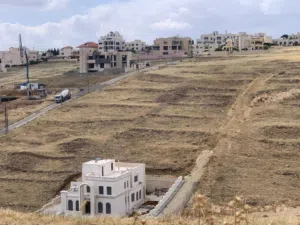 Residential Land for Sale in Salt Al Saro