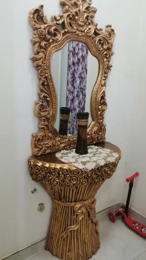 مزهرية اثاث مصري