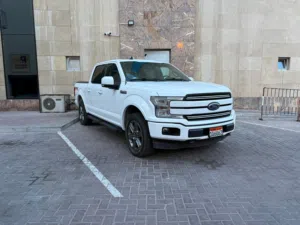 للبيع لدواعي السفر فورد F-150 لاريت