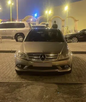 (URGENT SALE) MERCEDES c200 2011 good condition