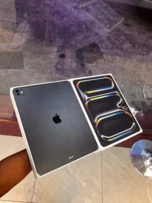 iPad Pro 13- inch (M5) Wi Fi storage 256gb