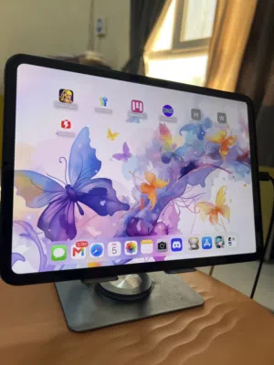 Apple iPad Pro 11 256 GB in Al Batinah