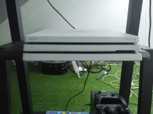 بليستيشن 4 برو واحد تيرا اونلاين نضام 13.50
