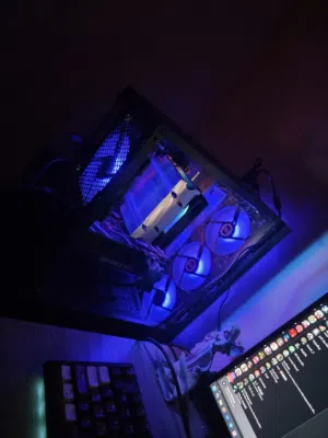 ملك ال2k بي سي للبيع بيها كارت 3070ti استعماله قليل ونظيفه وشرط تجيني وتفحص