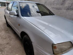 كامري موديل 2000 رقم مثنى رقم انكليزي باسمي السياره سعرها 35 و بيه مجال بسيط . . . السياره بالناصرية
