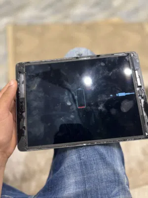 Apple iPad 7 32 GB in Tripoli