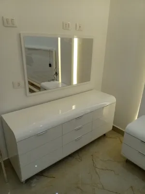 تركيب وصيانة اثاث بجميع انواعه +فك +نقل + تعديل