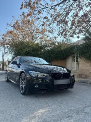 Bmw 330e احسن سعر بالسوق بنضافتها  وارد شركة ابو خضر مالك اول  فحص كامل دون ملاحظات