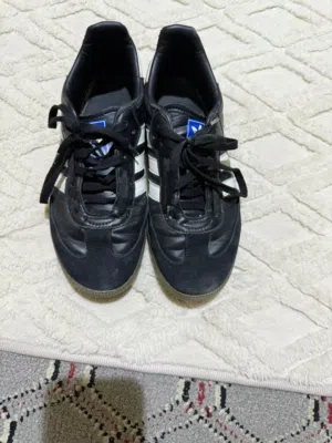 Adidas samba’s