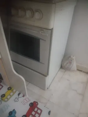 بيع بوتجاز مستعمل و2سرير اطفال يحاله جيده