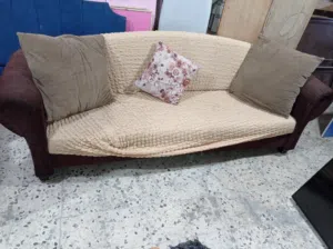 سجلونه عدد 2 مع كفر بتصير تخت مع تخزين الاغراض