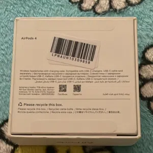 Apple AirPods 4