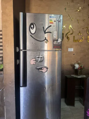 ثلاجة شارب للبيع