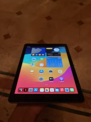Apple iPad 6 128 GB in Al Batinah