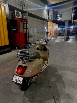 Vespa 300 Gts  فيسبا 300 جتس