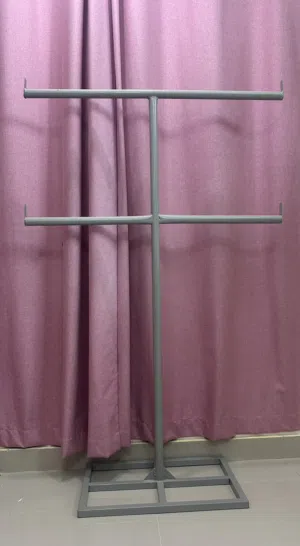 حامل حقائب نسائية و ملابس اطفال