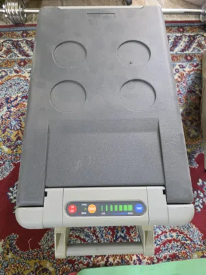 للبيع ثلاجة رحلات مخصصة للسيارات (تناسب الجمس والتاهو والسيارات الكبيرة).