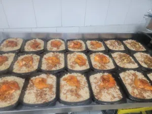 أغراض مطعم  للبيع اقل عن السوق