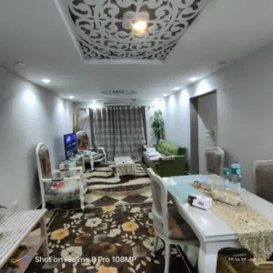 شقة ايجار فى مدينتى مجهزة لاستقبال الاسر والعائلات  Apartment for rent days and weeks for families a