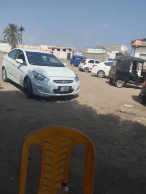 Accent Hyundai 1.6 liter عربية كورية أكسنت للبيع