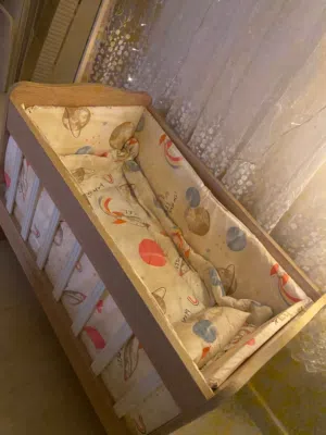 سرير أطفال شبة جديد