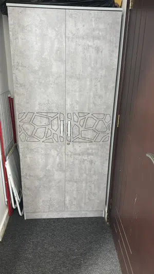خزائن اطفال مزدوجه وفرديه بحاله منتازه