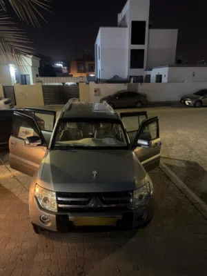 ميتسوبيشي باجيرو Mitsubishi pajero 2008