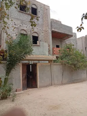 منزل في جنزور الشرقية للبيع معاقين