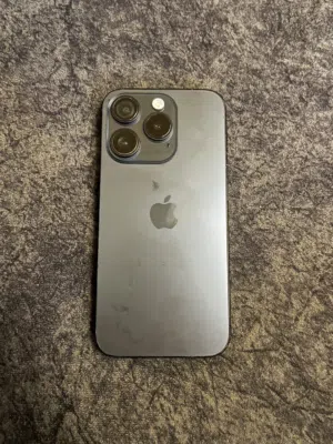 Apple iPhone 15 Pro 128 GB in Amman