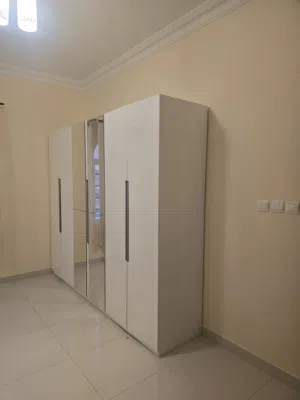 6 door modern wardrobe with mirror- excellent condition