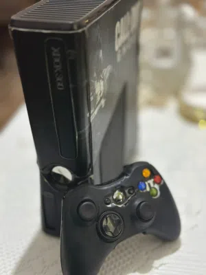للبيع Xbox360