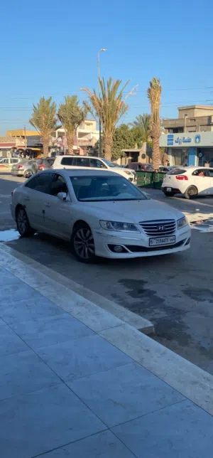 هيونداي ازيرة 2010 اصليه مش مغيره