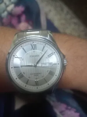 ساعة وارد وكالة جبل عمر مكة.... ب35