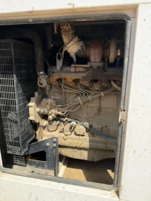 مولد كهربائي 2019 للبيع  5741 ساعة فقط النوع فرنسي