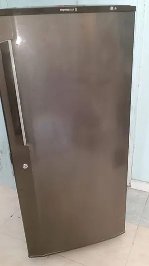 LG refrigerator 190 litre