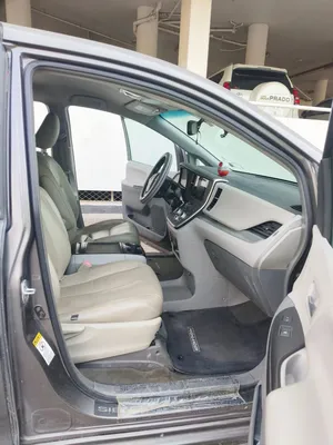 تويوتا ‏سيينا ‏LE ‏2015